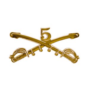 5th cavalry cross sabers insignia hat pin for military hats.